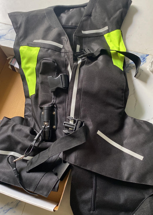 Airbag Riding Jacket with CO₂ Cylinder